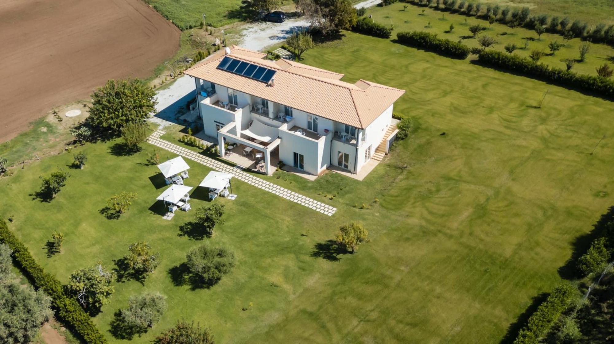 Villa Eirene Ricadi Luaran gambar
